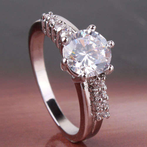 18k-white-gold-filled-Eternal-design-white-sapphire-Ring-Sz8-Q