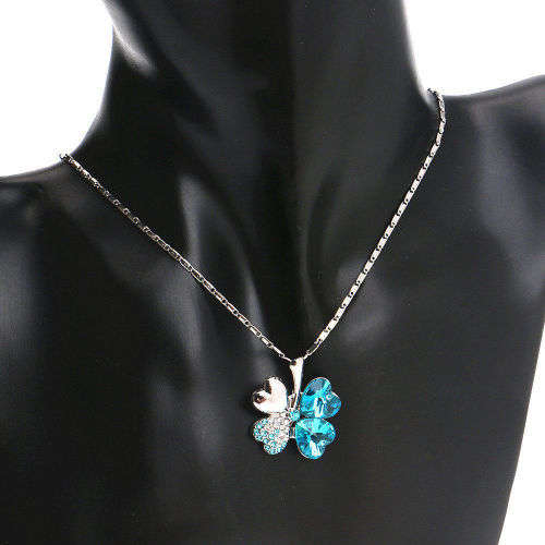 18k white gold plated rhinestone four leaf necklace