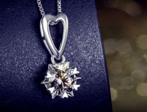 Golden Leaf Pendant Necklace Long Chain Jewelry