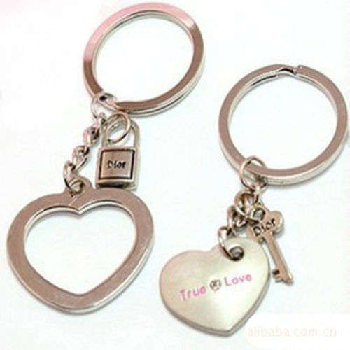 2Pcs  Love Heart Keyring Couple Keychain Key Ring
