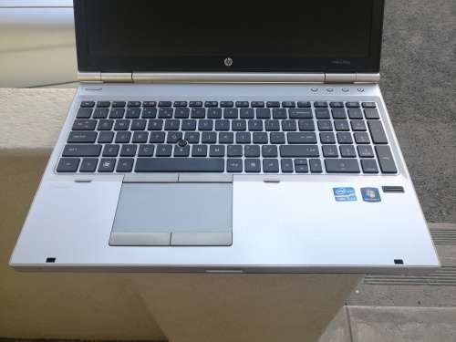 HP i5 EliteBook 8560p