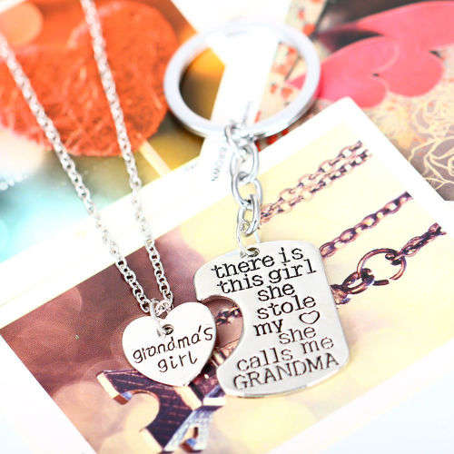 2PC Charm Family Gifts Hot Keychain & Necklace -  Grandma