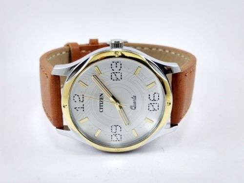 RARE VINTAGE MEN'S CITIZEN QUARTZ 42MM JAPAN MADE WRIST WATCH FOR GENTS WEAR