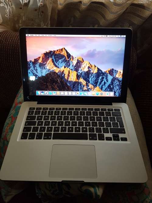 MacBook Pro i5, 13inch 2012 500GB HD and 8GB RAM