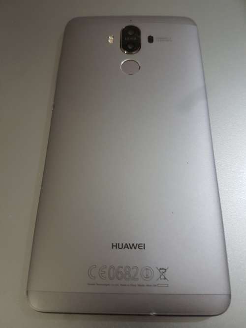 Huawei Mate 9 64GB Storage and 4GB RAM GRAY COLOUR
