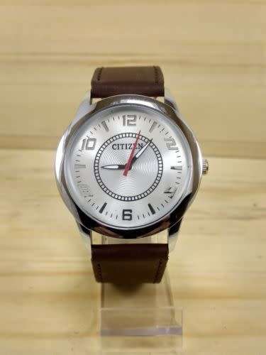 RARE VINTAGE MEN'S CITIZEN QUARTZ 42MM JAPAN MADE WRIST WATCH FOR GENTS WEAR