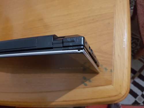 Samsung NP300E5A Laptop i3