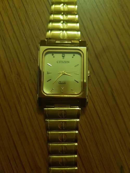 RARE VINTAGE MEN'S CITIZEN QUARTZ 33MM JAPAN MADE WRIST WATCH FOR GENTS WEAR