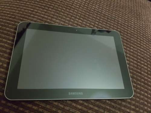 Samsung Galaxy Tab GT-P7300 with 32gb onboard memory