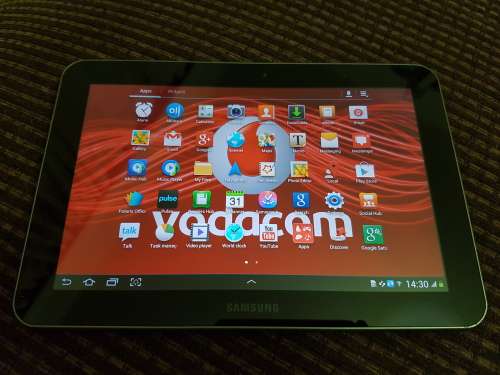 Samsung Galaxy Tab GT-P7300 with 32gb onboard memory