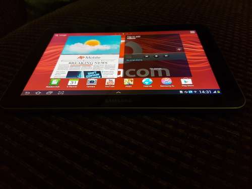 Samsung Galaxy Tab GT-P7300 with 32gb onboard memory