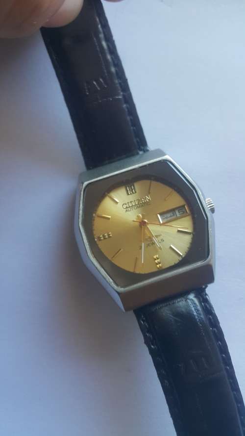VINTAGE CITIZEN AUTOMATIC 8200A  JAPAN MEN'S DAY/DATE WATCH