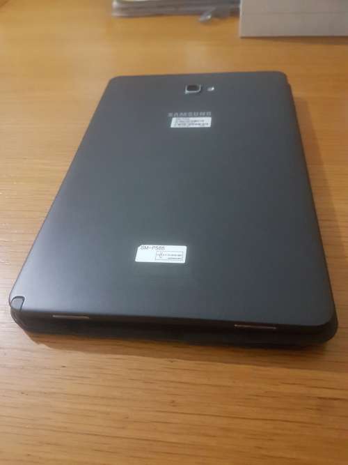 Samsung Galaxy Tab A2016 10.1 inch very clean (SM-P585)