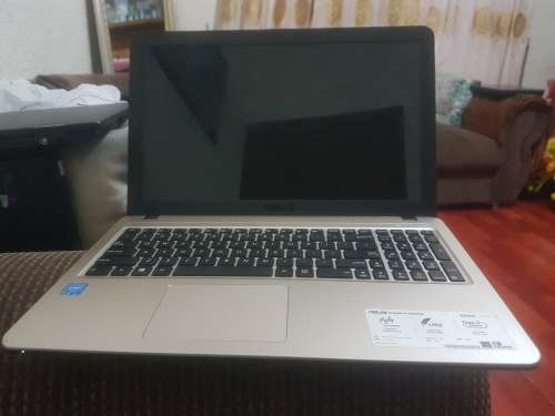 Asus X540S laptop