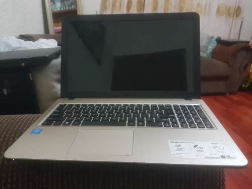 Asus X540S laptop