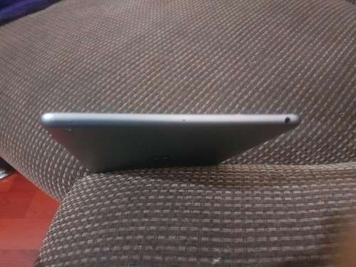 IPAD AIR 1 - DEAD FOR PARTS