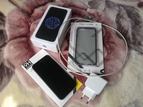 iPhone 6 64GB black for sale, open to all networks