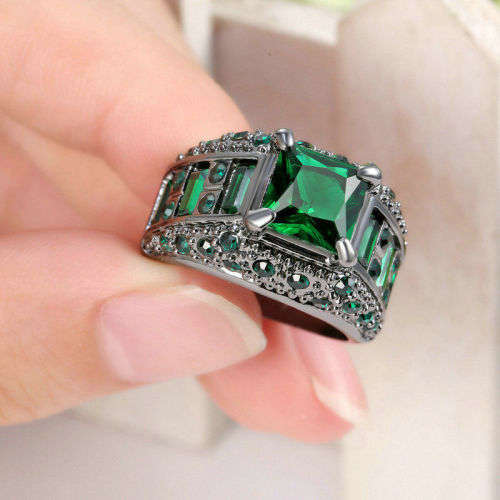 Black Green Emerald Crystal Gemstone Ring Size 7