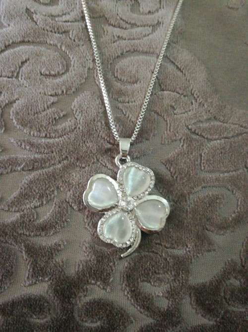 Long Sweater Chain Silver Colored Crystal Flower Fashion Necklace