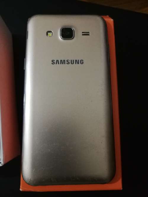 Samsung J5 in good condition