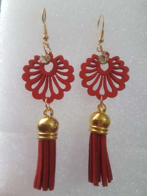 Fashion Wooden Bohemian Long Tassel Dangle Earrings - Red