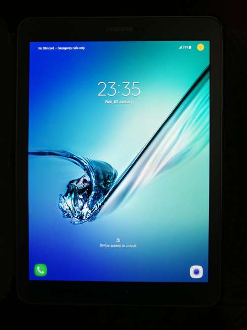 Samsung Tab S2 9.7 inch very clean (SM-T819) wifi only,