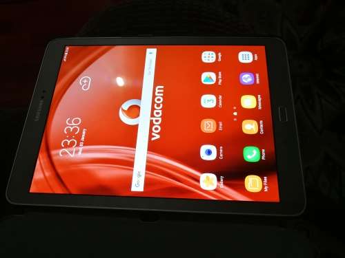 Samsung Tab S2 9.7 inch very clean (SM-T819) wifi only,