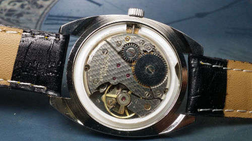 Vintage TITUS Swiss Made Mechanical Handwinding Movement Mens Wrist Watch