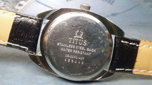 Vintage TITUS Swiss Made Mechanical Handwinding Movement Mens Wrist Watch