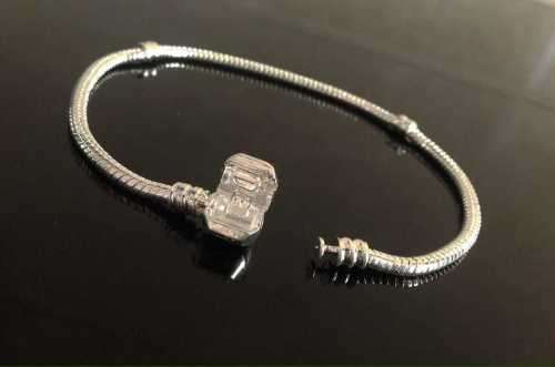 Silver Snake Chain Bracelets Bangle suit European Charm Beads 21cm