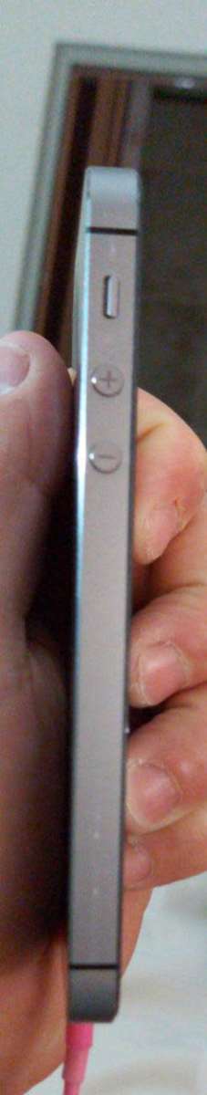 iPhone 5S 16GB Black for sale