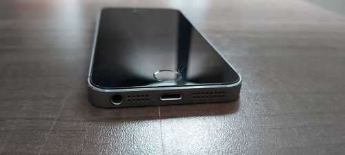 iPhone 5S 16GB Black for sale