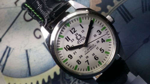 Vintage TITUS Swiss Made Mechanical Handwinding Movement Mens  Watch - Ref18