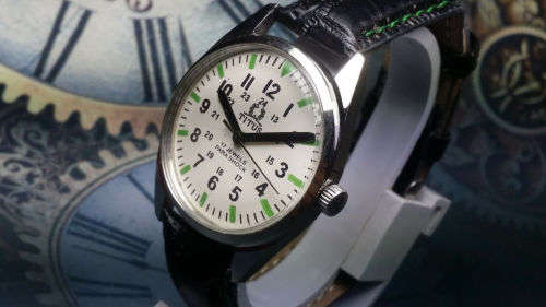 Vintage TITUS Swiss Made Mechanical Handwinding Movement Mens  Watch - Ref18