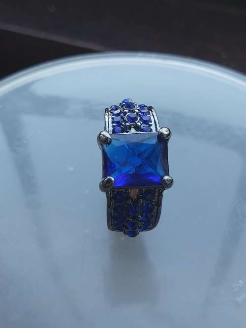 Exquisite Black Gold Filled Blue Stone Ring Size 7