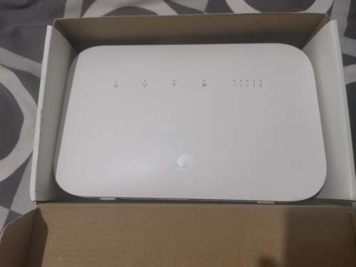 Huawei B612-233 4G Lte router (It take a SIM CARD)