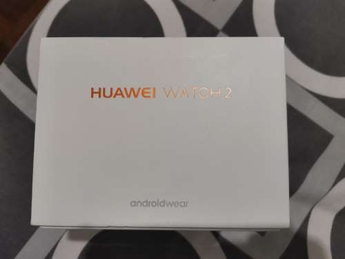 Huawei Watch 2 with LTE phone functionality, model LEO DLXX