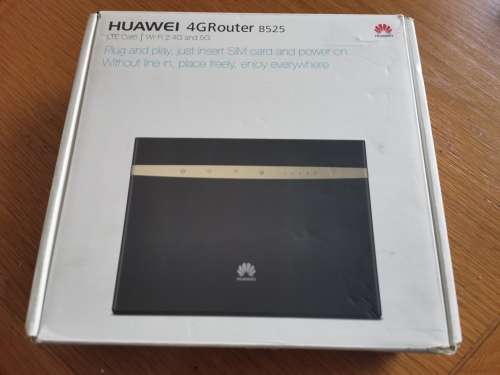 Huawei 4G/5G Router model B525s 65a (It take a SIM CARD) up to 64 users