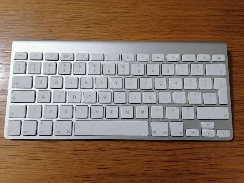 Apple keyboard model A1314