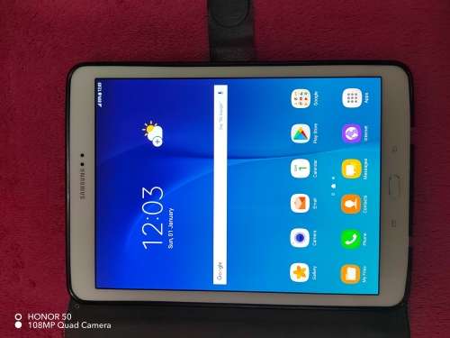 Samsung Tab S2 9.7 inch in good condition (SM-T815)
