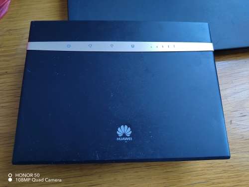 Huawei 4G/5G Router model B525 (It take a SIM CARD)