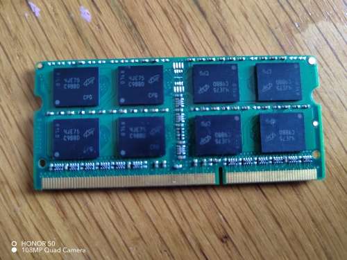 Crucial 8GB DDR3L-1333 SODIMM MAC