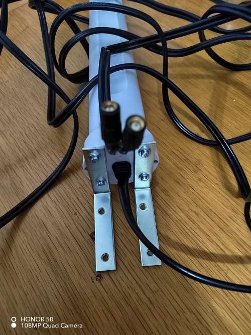 Poynting Omni Directional LTE Mimo Antenna