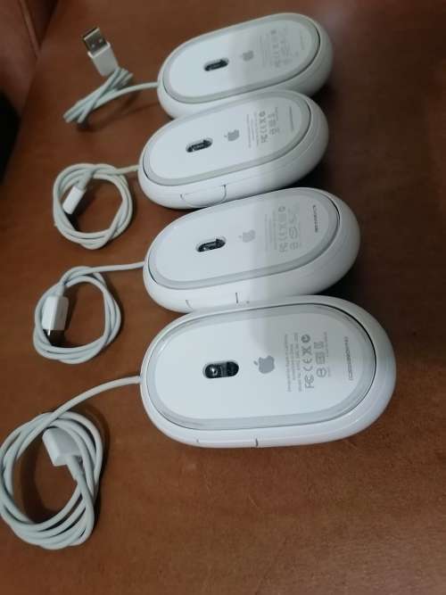 Apple USB Wired Mighty Mouse model A1152
