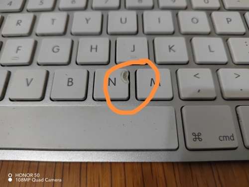 Apple keyboard model A1314