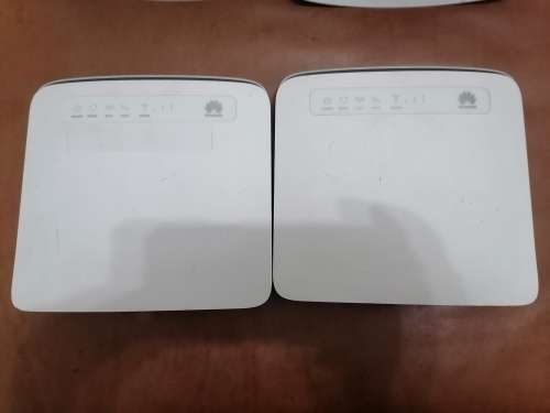 Huawei 4G Router model E5186 (It take a SIM CARD)