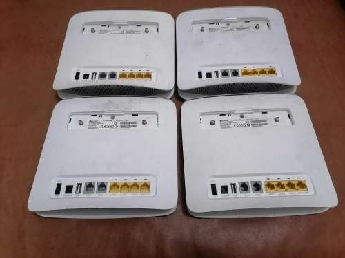 Huawei 4G Router model E5186 (It take a SIM CARD)