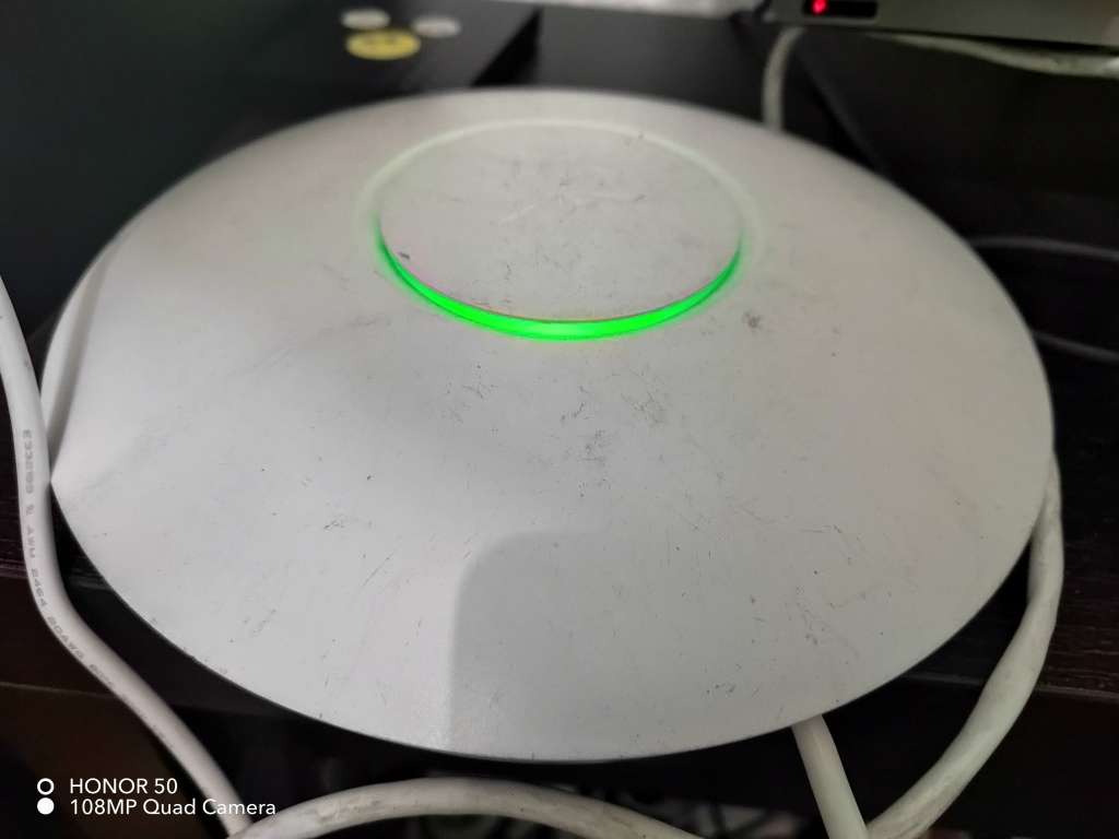 Ubiquiti UniFi Router