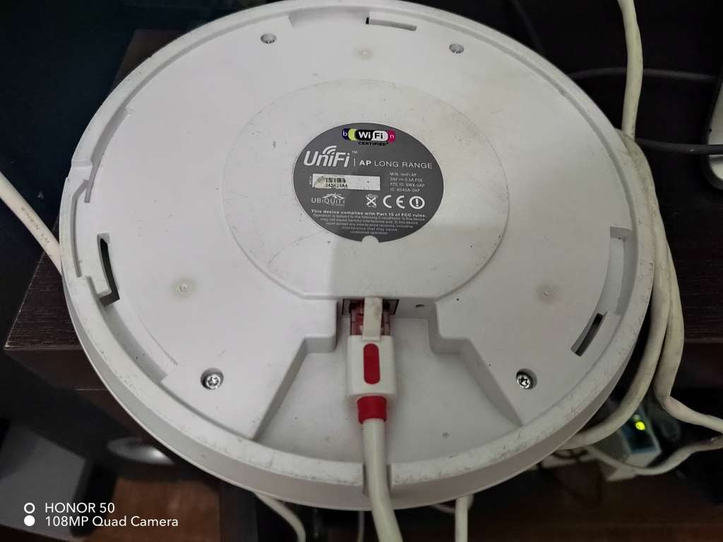 Ubiquiti UniFi Router