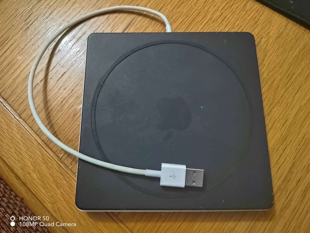 Apple DVD WRITER A1379